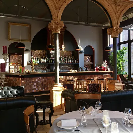 France Et Chateaubriand Готель